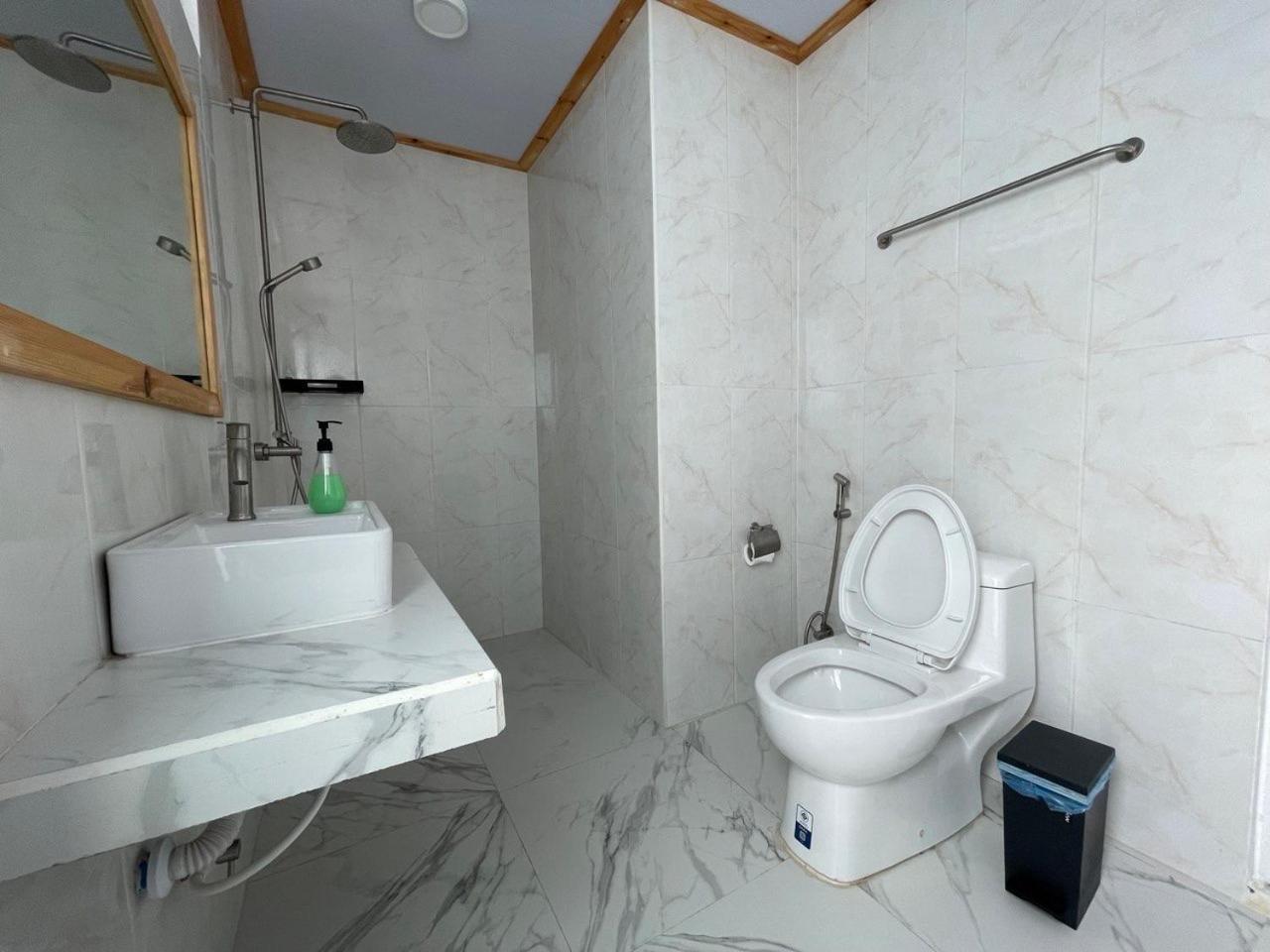 Dacha Thoddoo White Sand Exterior photo