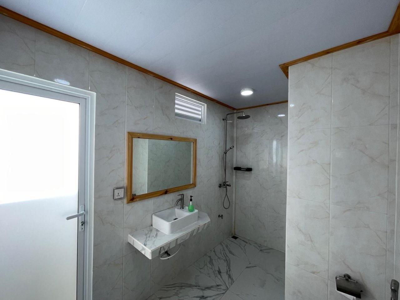 Dacha Thoddoo White Sand Exterior photo